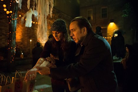 Sarah Wayne Callies, Nicolas Cage - Pay the Ghost - Film