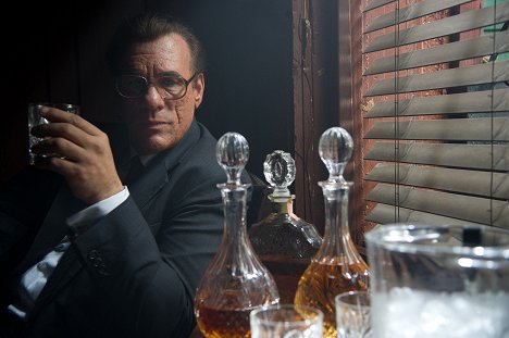 Robert Davi - The Iceman - Photos