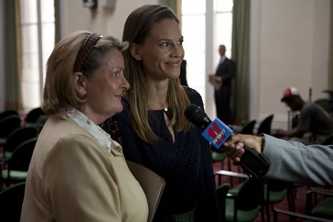 Brenda Blethyn, Hilary Swank - Smrt si říká malárie - Z filmu