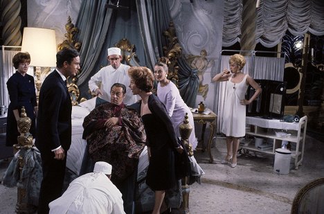 Maggie Smith, Cliff Robertson, Rex Harrison, Susan Hayward, Capucine, Edie Adams - Dones a Venècia - De la película