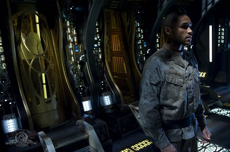 Jamil Walker Smith - Stargate Universe - Im Ruhezustand - Filmfotos