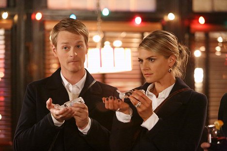 Tom Christensen, Eliza Coupe - Happy Endings - Fowl Play/Date - Photos