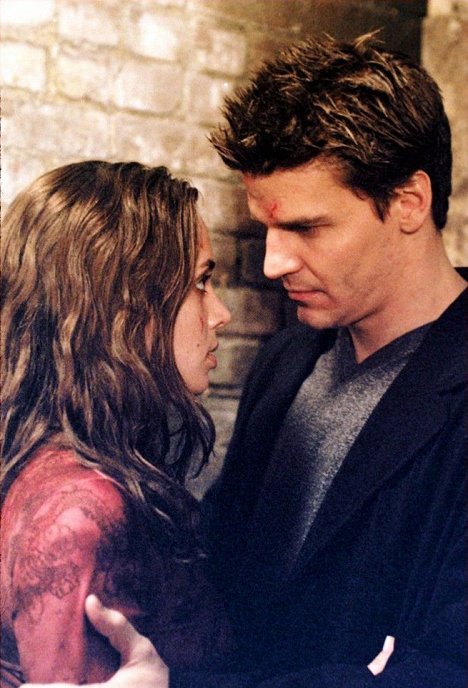 Eliza Dushku, David Boreanaz - Angel - Hlasitě a jasně - Z filmu