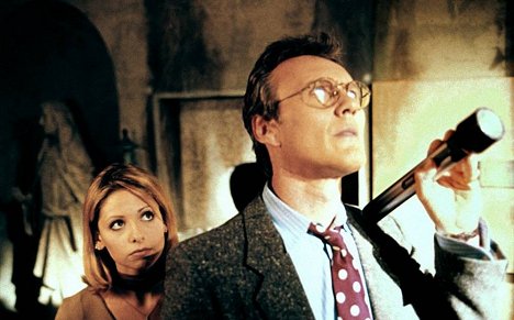 Sarah Michelle Gellar, Anthony Head - Buffy - Im Bann der Dämonen - Die Rivalin - Filmfotos