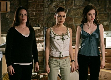 Holly Marie Combs, Alyssa Milano, Rose McGowan - Charmed - Death Becomes Them - Photos