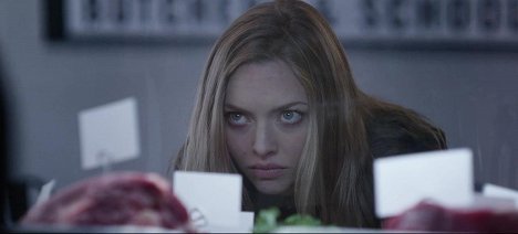 Amanda Seyfried - Dog Food - Filmfotos