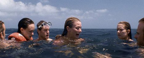 Susan May Pratt, Cameron Richardson, Ali Hillis - Open Water 2: Adrift - Filmfotos