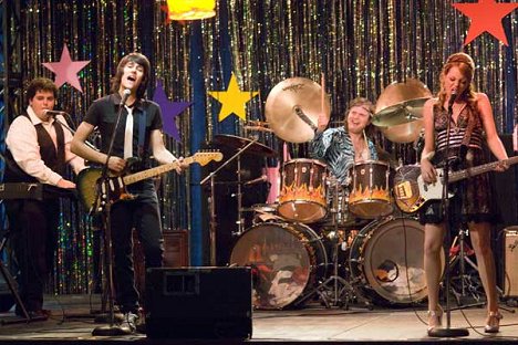 Josh Gad, Teddy Geiger, Rainn Wilson, Emma Stone - The Rocker - Filmfotos