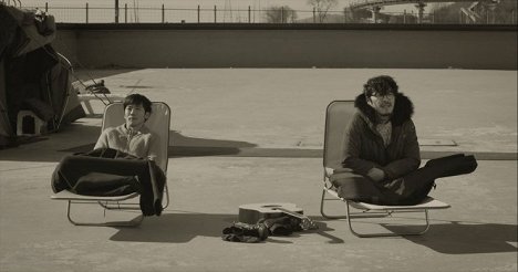 Tae-yeong Ki, Man-dae Bong - Hangangbeulluseu - Filmfotók