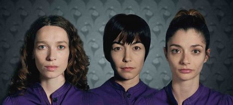 Emanuelle Destremeau, Eleonore Pourriat, Gaëla Le Devehat - The Violettes - Promo