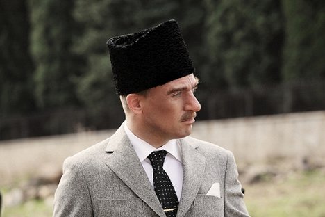 Halit Ergenç - Dersimiz: Atatürk - Filmfotók