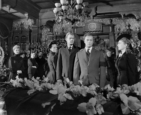 Dolores Costello, Agnes Moorehead, Joseph Cotten, Tim Holt, Anne Baxter - The Magnificent Ambersons - Z filmu