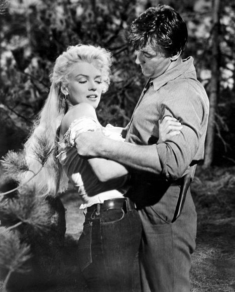 Marilyn Monroe, Robert Mitchum - River of No Return - Photos