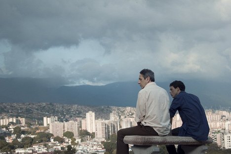Alfredo Castro, Luis Silva - Les Amants de Caracas - Film