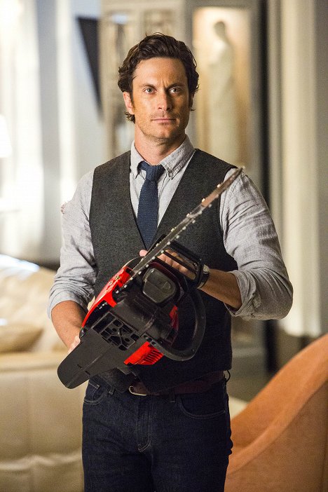 Oliver Hudson - Scream Queens - Chainsaw - Photos