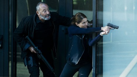 Jean Reno, Caterina Murino - The Squad - Photos