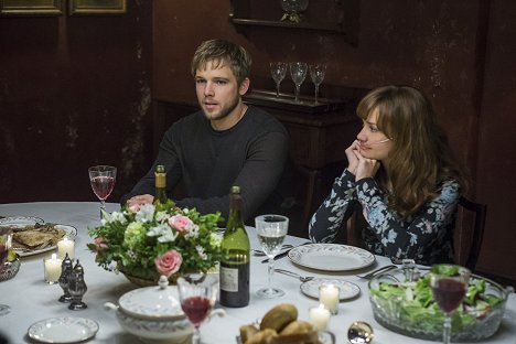 Max Thieriot, Olivia Cooke - Bates Motel - The Last Supper - Photos