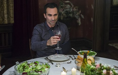 Nestor Carbonell - Bates Motel - The Last Supper - Photos