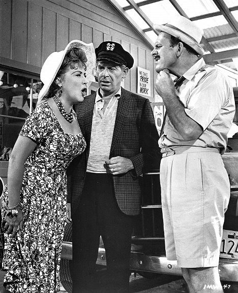 Ethel Merman, Milton Berle, Terry-Thomas - It's a Mad, Mad, Mad, Mad World - Photos