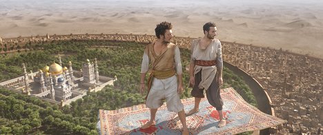 Kev Adams, William Lebghil - Les Nouvelles Aventures d'Aladin - De la película