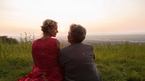 Sandrine Bonnaire, Marthe Villalonga - The Final Lesson - Photos