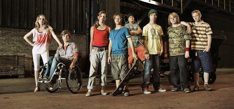 Ella-Maria Gollmer, Fabian Halbig, Leonie Tepe, Nick Romeo Reimann, Javidan Imani, Manuel Steitz, David Hürten, Robin Walter - Vorstadtkrokodile 2 - Promokuvat