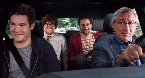 Adam Devine, Zack Pearlman, Jason Orley, Robert De Niro - The Intern - Van film