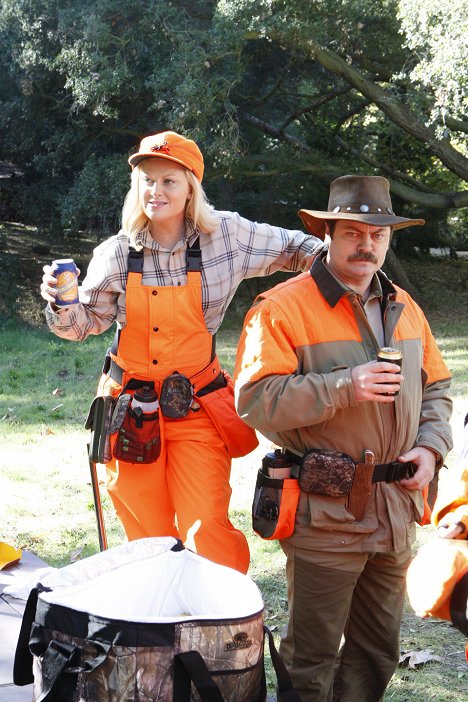 Amy Poehler, Nick Offerman - Parks and Recreation - Hunting Trip - Photos