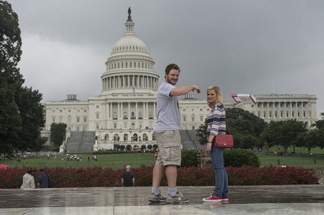 Chris Pratt, Amy Poehler - Parks and Recreation - Ms. Knope Goes to Washington - Kuvat elokuvasta