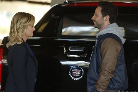 Amy Poehler, Nick Kroll - Parks and Recreation - Ann's Decision - Photos