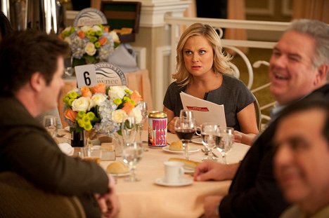 Amy Poehler - Parks and Recreation - Correspondents' Lunch - Photos