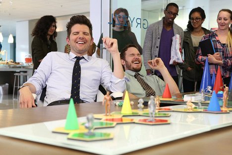 Adam Scott, Chris Pratt - Parks and Recreation - Moving Up: Part 1 - Photos