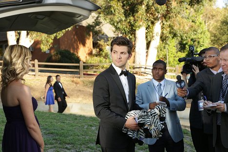 Adam Scott - Parks and Recreation - Donna and Joe - Photos