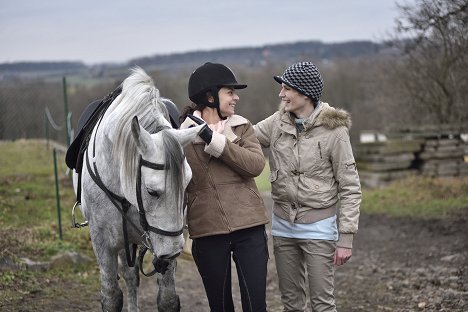 Vendula Ježková, Táňa Hlostová - Místo zločinu Plzeň - Kapka krve - Z filmu