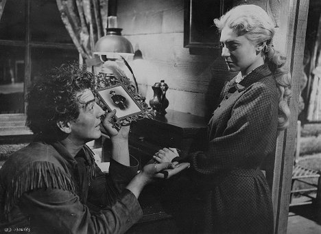 Victor Mature, Anne Bancroft - The Last Frontier - Photos