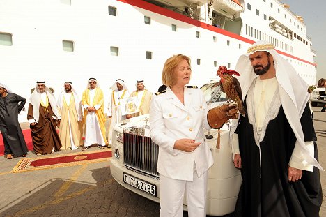 Heide Keller, Pierre Semmler - Das Traumschiff - Emirate - Photos