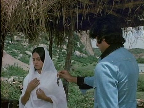 Jaya Bhaduri - Sholay - Van film