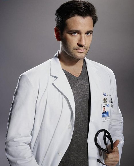 Colin Donnell - Chicago Med - Werbefoto