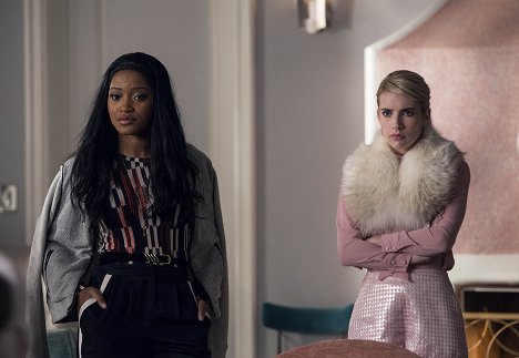 Keke Palmer, Emma Roberts - Scream Queens - Filmfotos