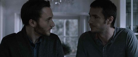 Joshua Close, James D'Arcy - In Their Skin - Kuvat elokuvasta
