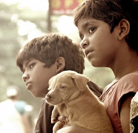 J. Vignesh, Ramesh - Kaakkaa Muttai - Film