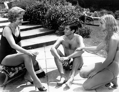 Olivia de Havilland, George Hamilton, Yvette Mimieux - Kohtaus Firenzessä - Kuvat elokuvasta