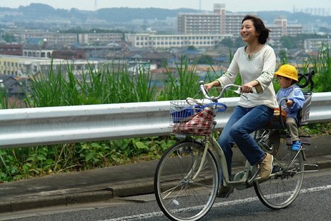 Ryōko Hirosue - Flowers - Film