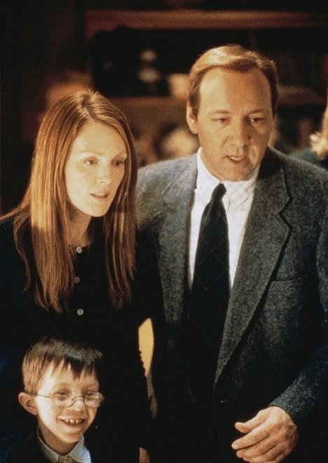 Will McAllister, Julianne Moore, Kevin Spacey - The Shipping News - Photos