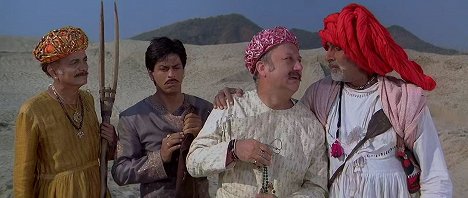Dilip Prabhavalkar, Shahrukh Khan, Anupam Kher, Amitabh Bachchan - Paheli - De la película