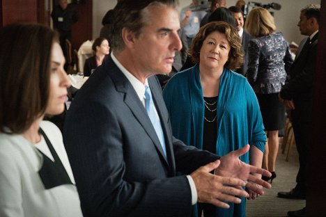 Julianna Margulies, Chris Noth, Margo Martindale - The Good Wife - Filmfotos