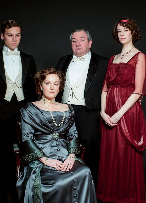 Finn Cole, Miranda Richardson, Ken Stott, Chloe Pirrie - An Inspector Calls - Promo