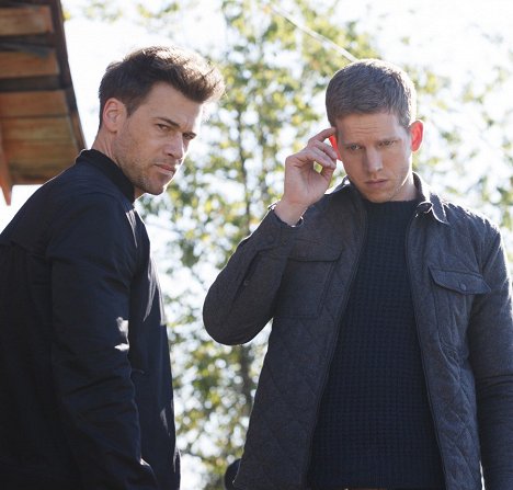 Nick Zano, Stark Sands - Minority Report - Fiddler's Neck - Photos