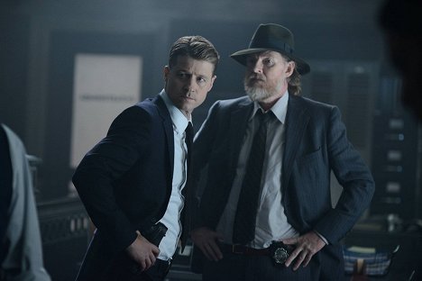 Ben McKenzie, Donal Logue - Gotham - Strike Force - Filmfotók