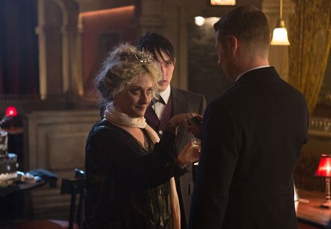 Carol Kane - Gotham - Miło cię widzieć, Jim - Z filmu